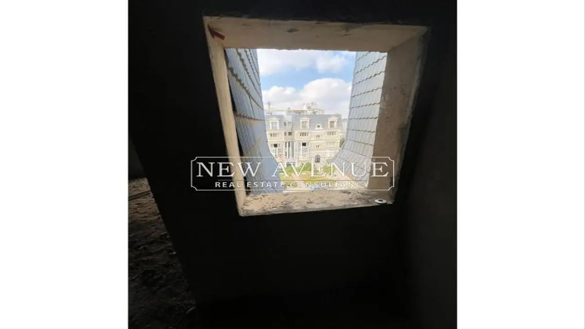 Luxury Apartment with Modern Amenities