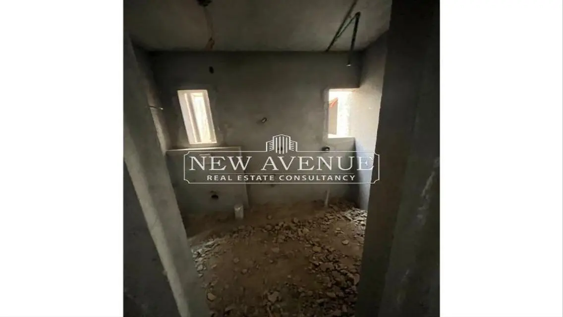 Luxury Apartment with Modern Amenities