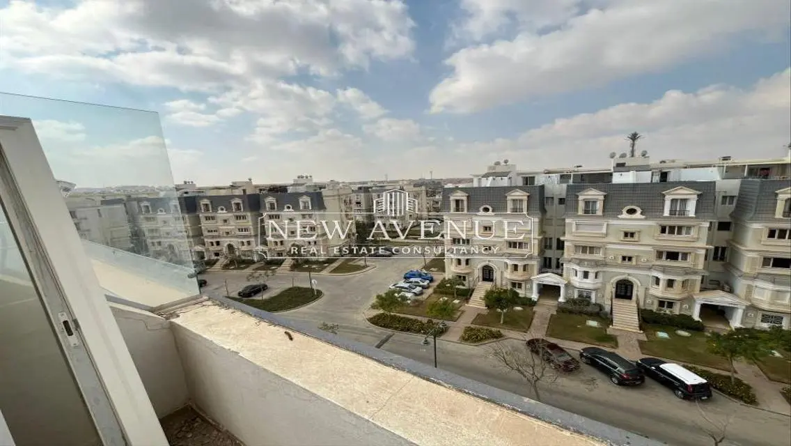 Luxury Apartment with Modern Amenities