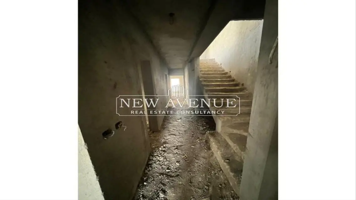 Luxury Apartment with Modern Amenities