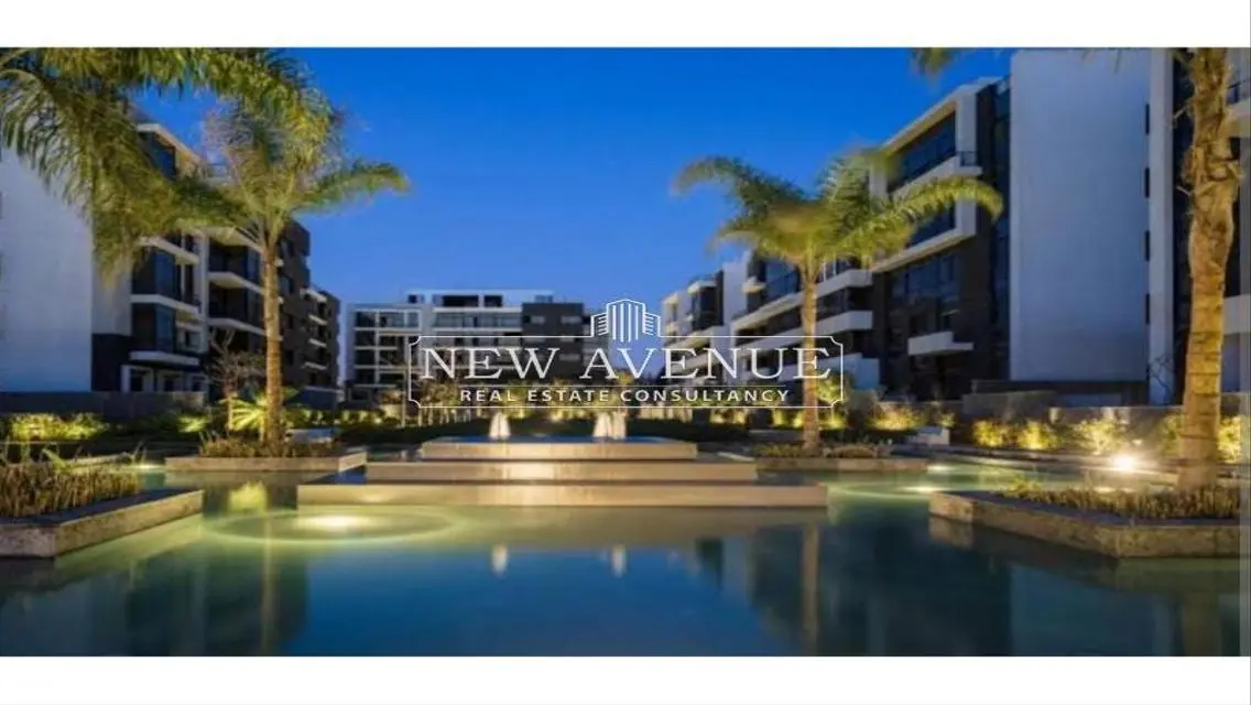 Luxury Apartment with Stunning Landmark View