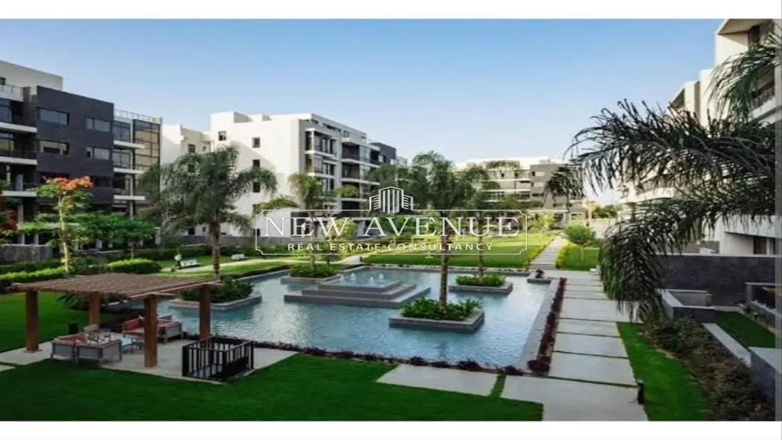 Luxury Apartment with Stunning Landmark View