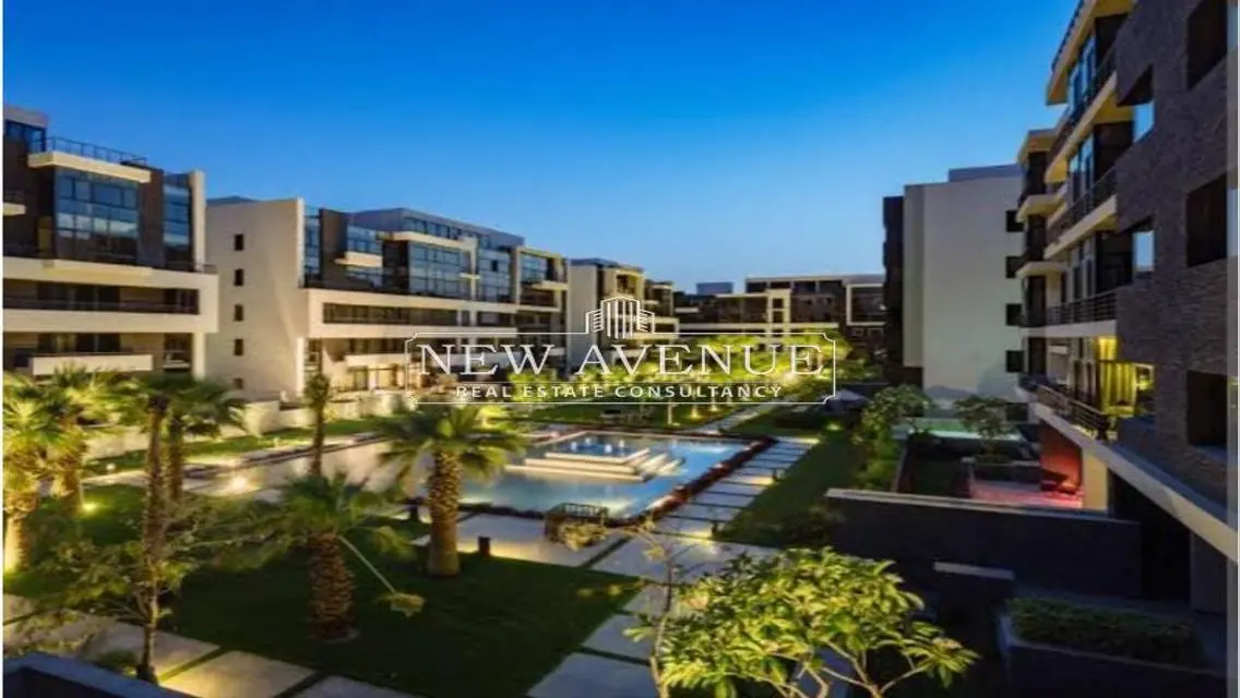 Luxury Apartment with Stunning Landmark View