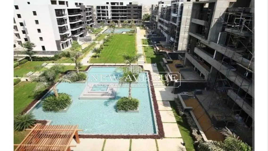 Luxury Apartment with Stunning Landmark View