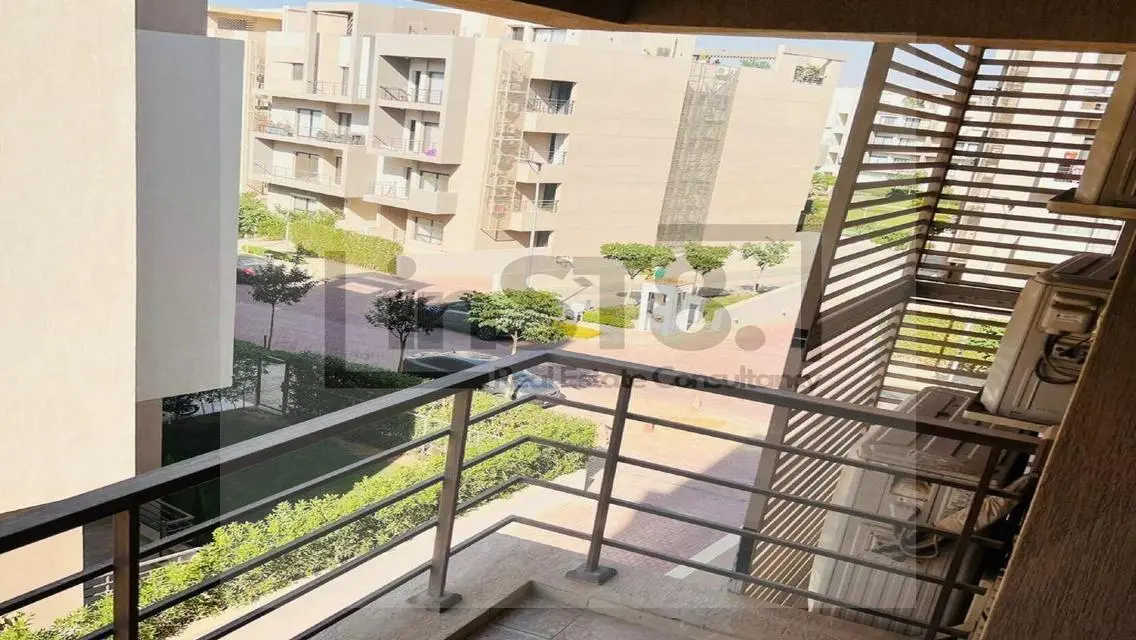 Luxurious Villa for Rent in ST81