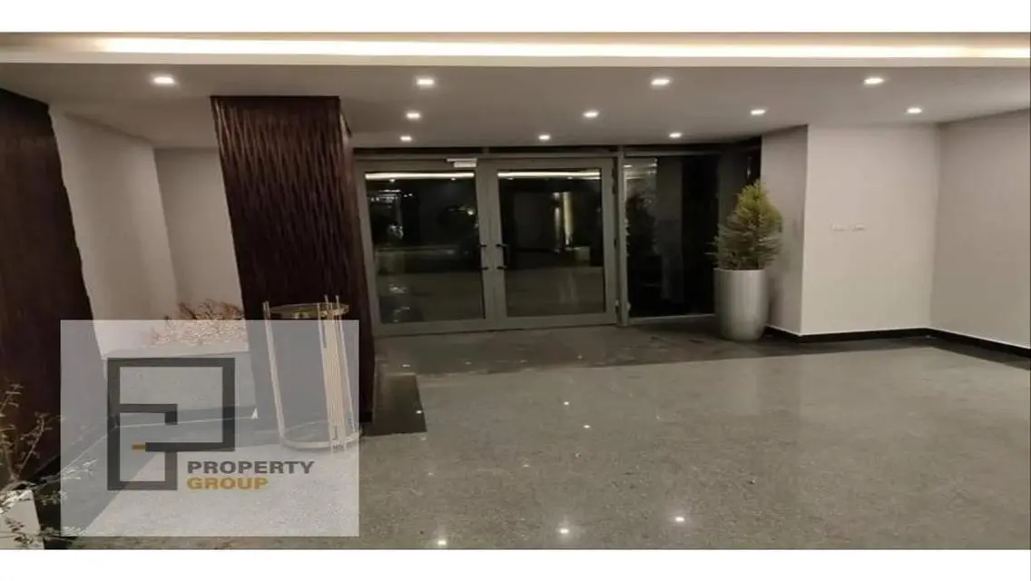 Luxury Villa for Sale in Sun Capital 6