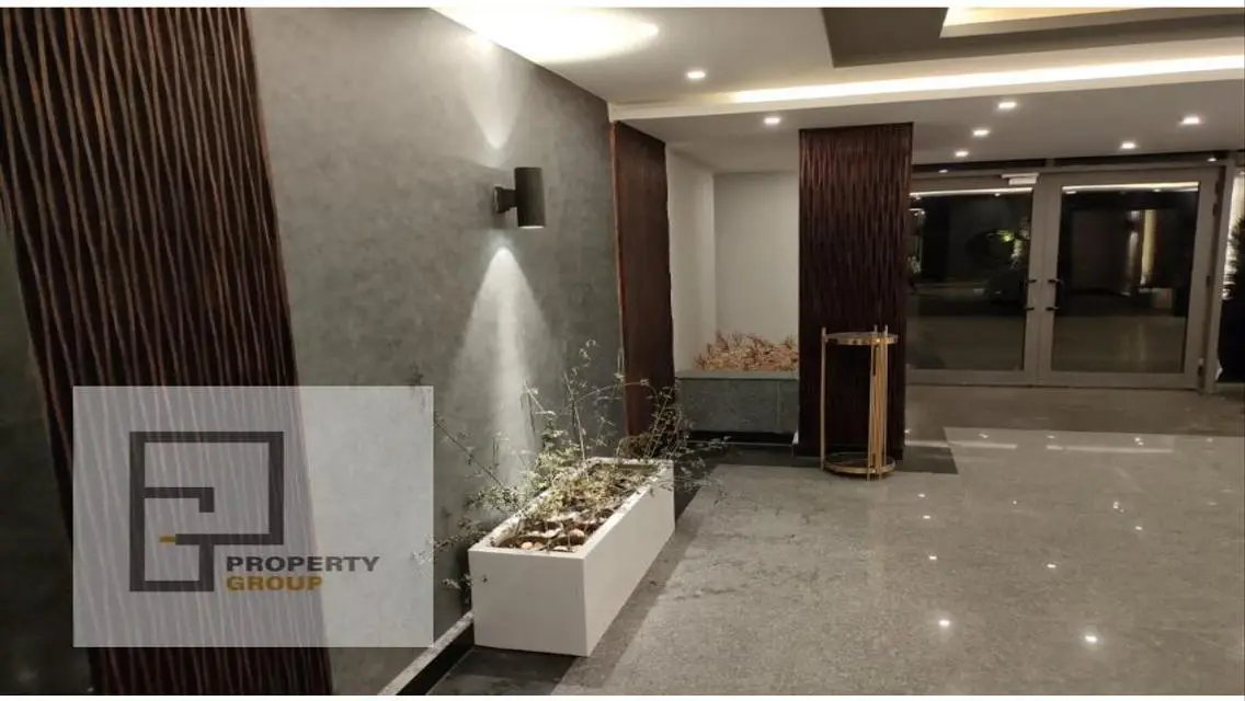 Luxury Villa for Sale in Sun Capital 6