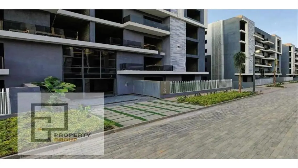 Luxury Villa for Sale in Sun Capital 6