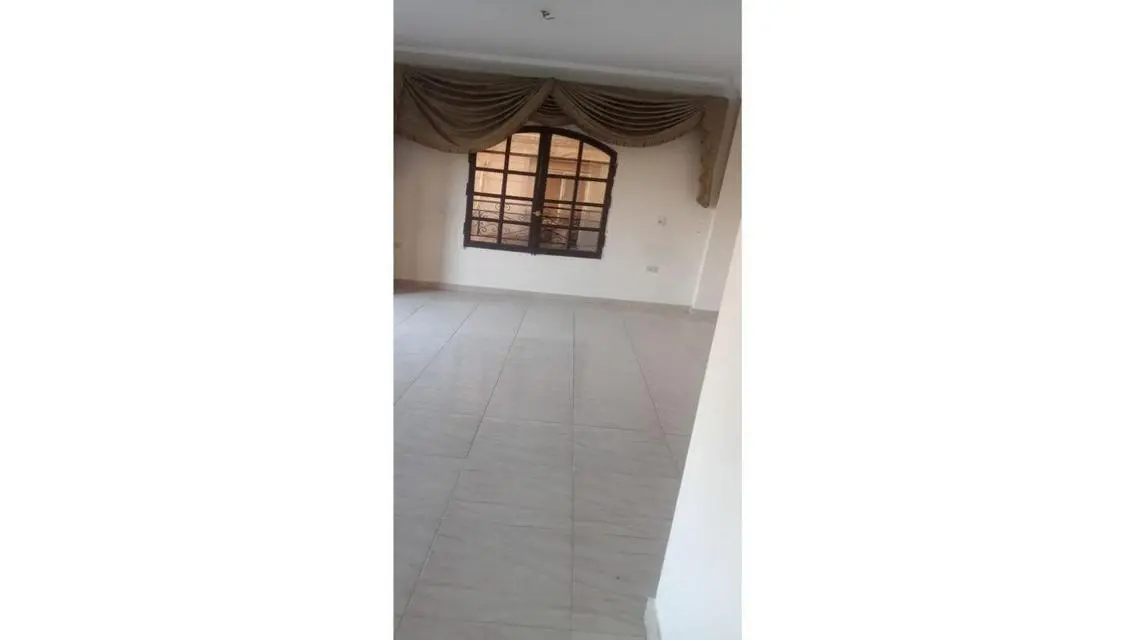 شقة فاخرة للبيع بسعر مناسب