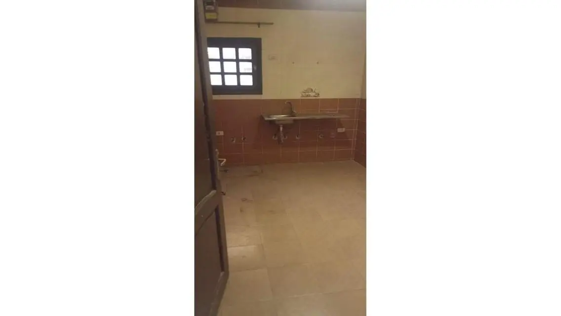 شقة فاخرة للبيع بسعر مناسب