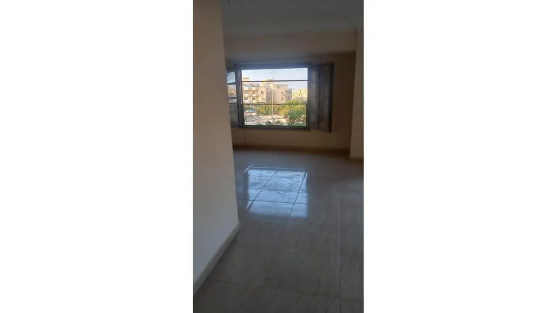 شقة فاخرة للبيع بسعر مناسب