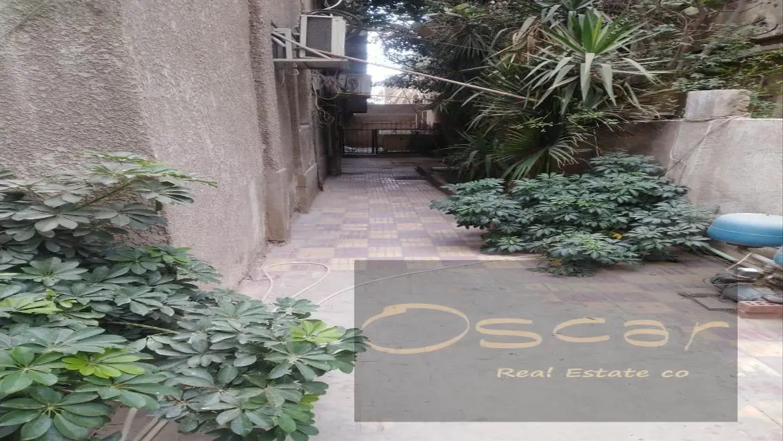 Building for Sale - 550 Square Meters in a Prime Location