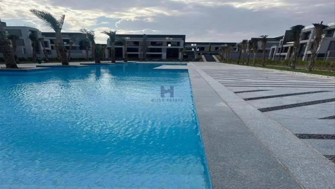 Luxurious 4-Bedroom Apartment with Lake View in Prime Location