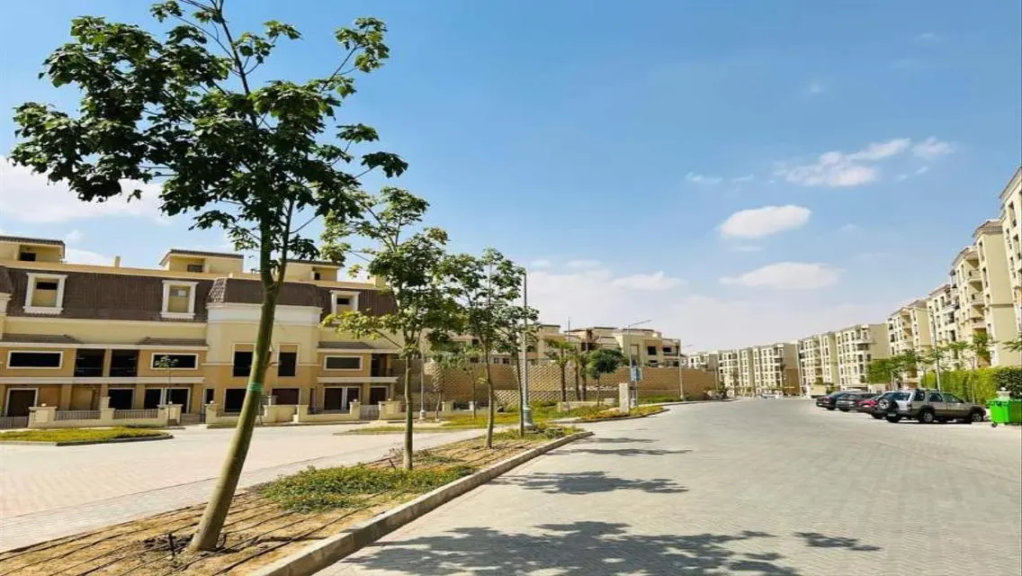 فيلا فاخرة للإيجار مع إطلالة رائعة