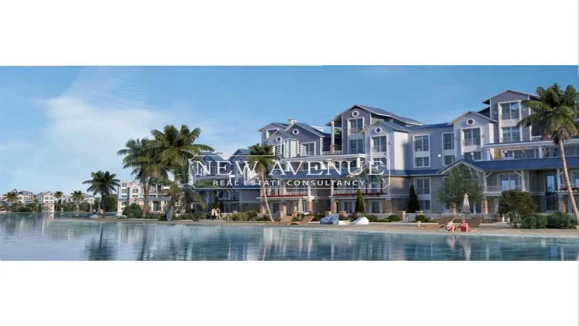 Luxury Villa with Private Garden and Maid Room