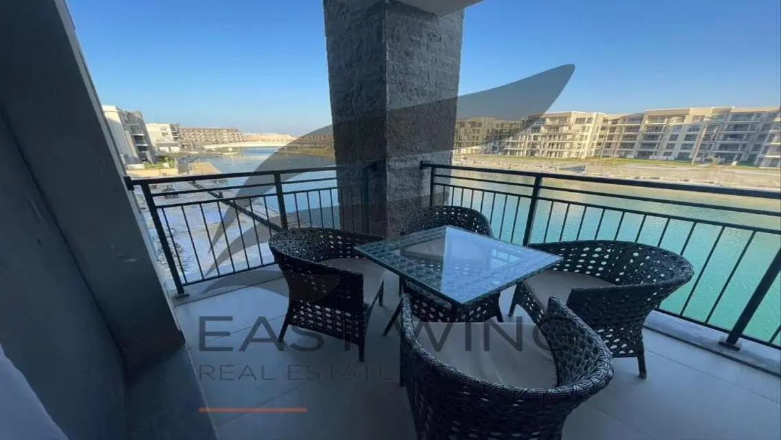 شقة فاخرة بمساحة واسعة مع إطلالة مميزة