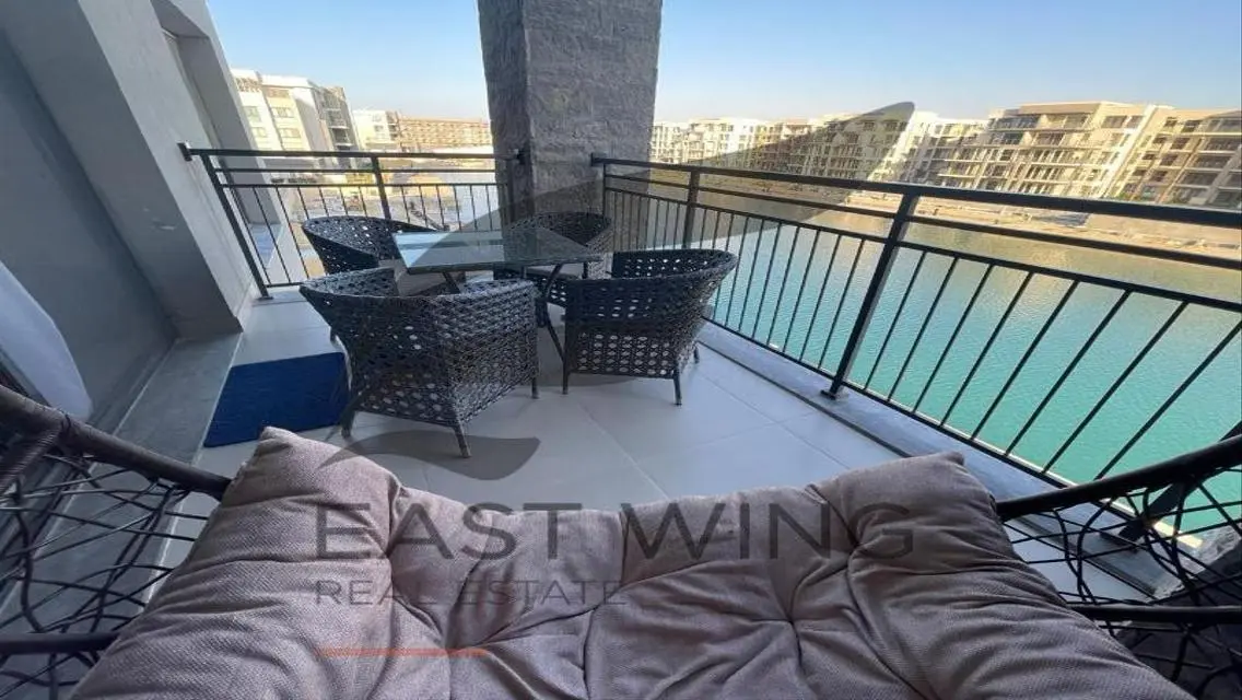شقة فاخرة بمساحة واسعة مع إطلالة مميزة