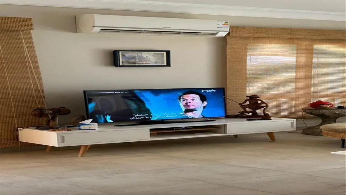 شقة للبيع بمساحة فاخرة وحارس أمن