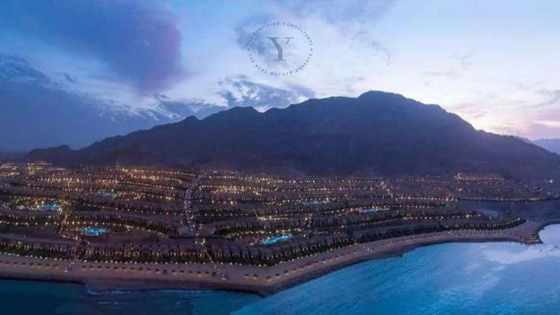 Luxury Apartment of 400 Square Meters with Lake View