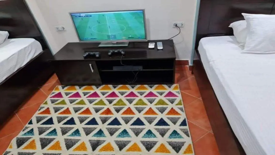 Luxury Apartment with Security and Prime View