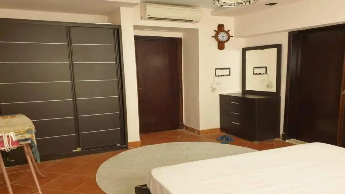 Luxury Apartment with Security and Prime View