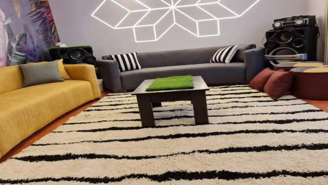 Luxury Apartment with Security and Prime View