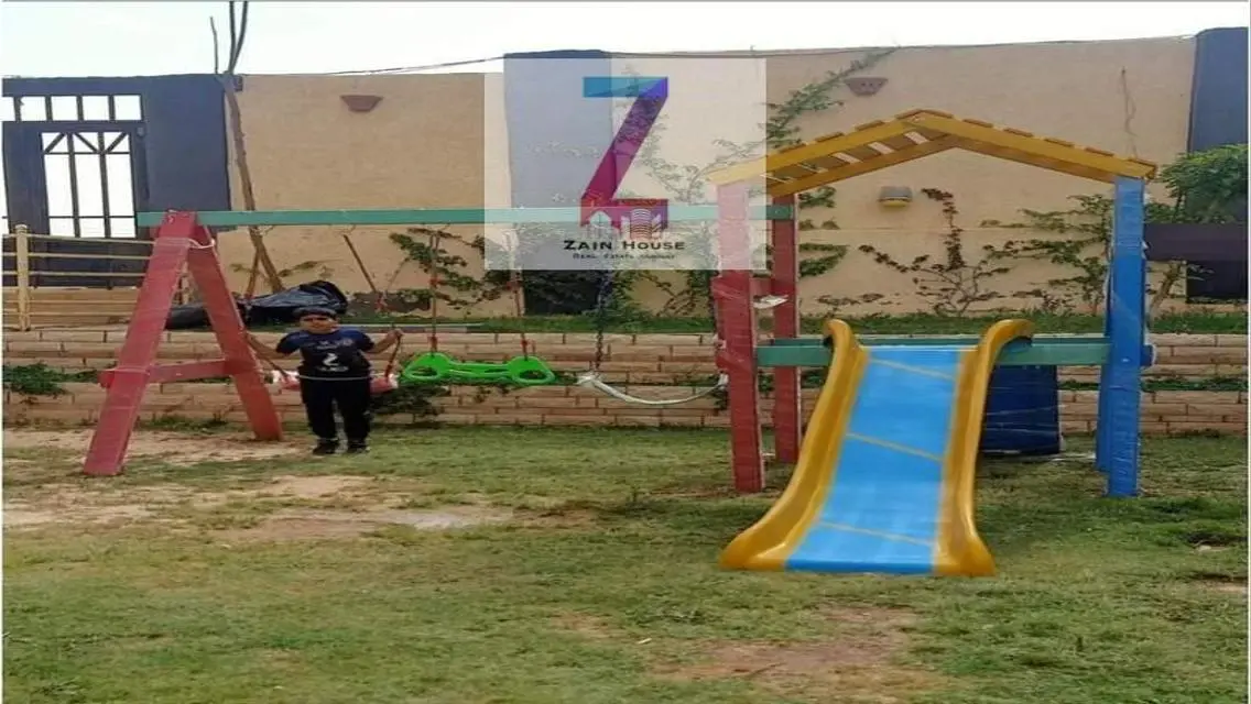 شقة فاخرة للبيع بمساحة متر شرفة
