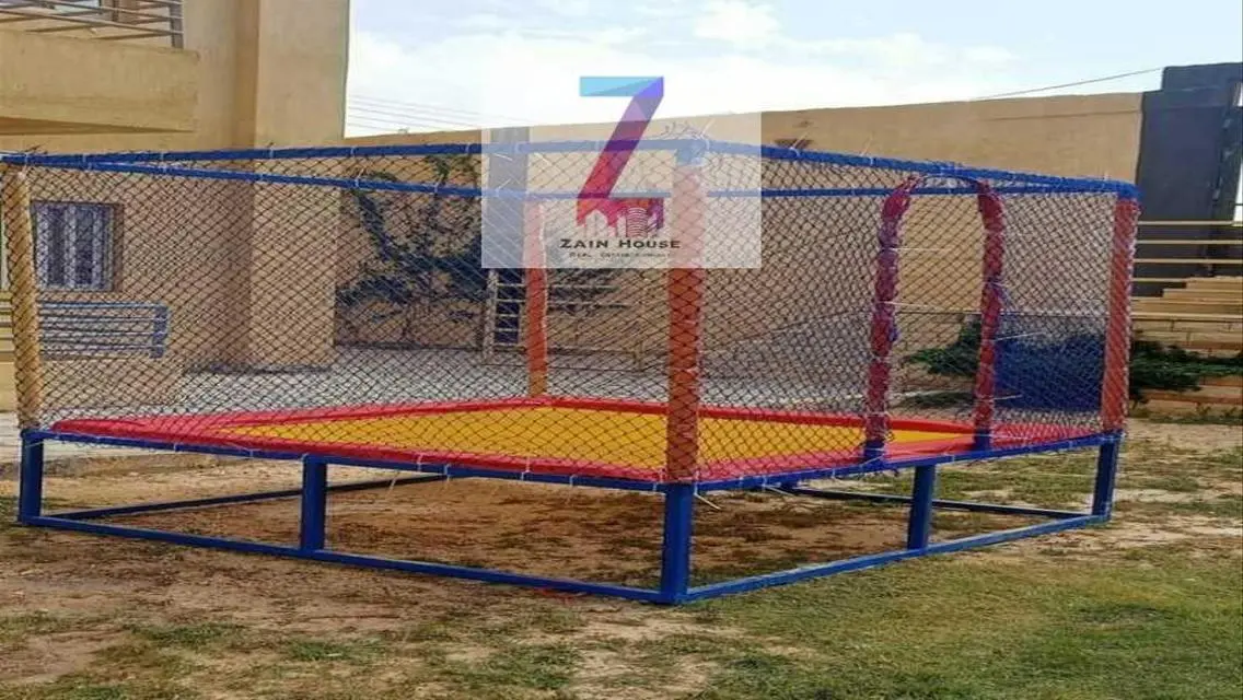 شقة فاخرة للبيع بمساحة متر شرفة