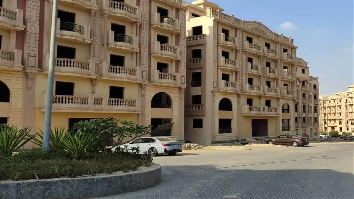 شقة فاخرة للبيع مع إطلالة رائعة