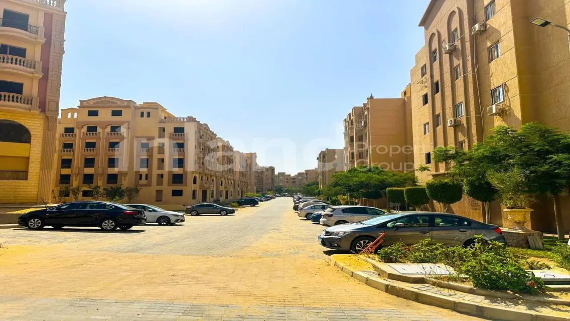 شقة فاخرة للبيع مع إطلالة رائعة