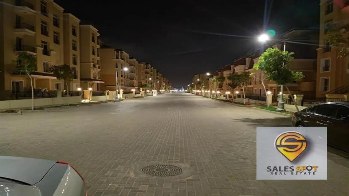 Luxury Apartment with Private Garden in Prime Location