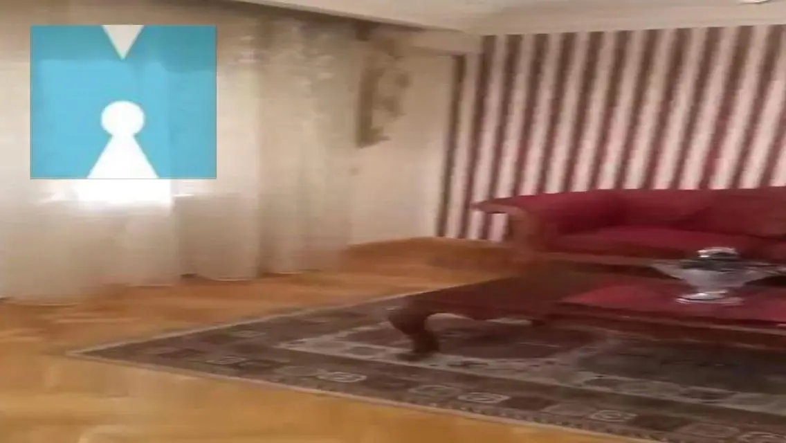 شقة فاخرة بمساحة 2017 متر للبيع