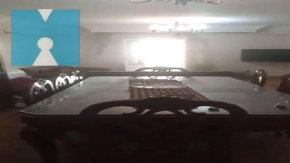 شقة فاخرة بمساحة 2017 متر للبيع