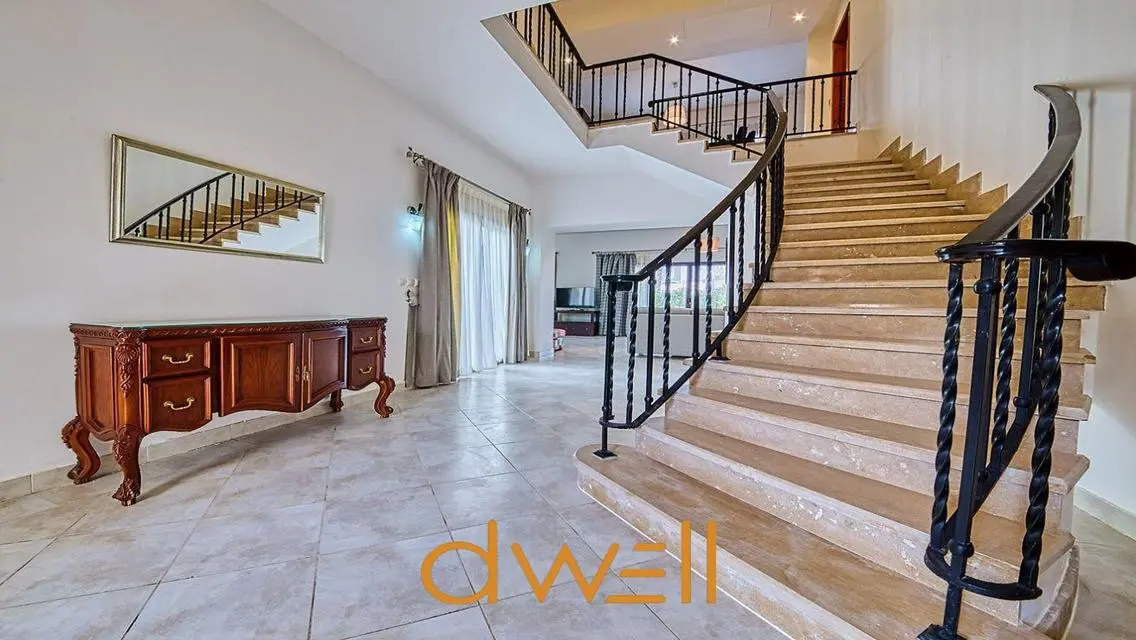 Luxury Villa with Stunning View for Sale