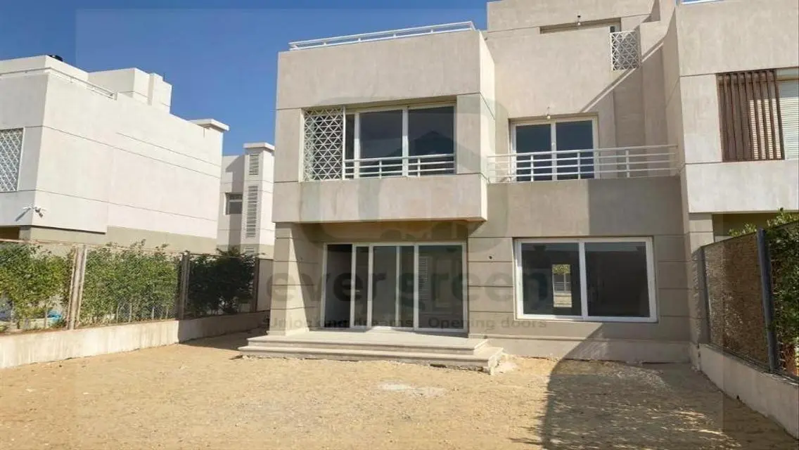 Luxury Villa for Sale with Private Garden and Shared Pool