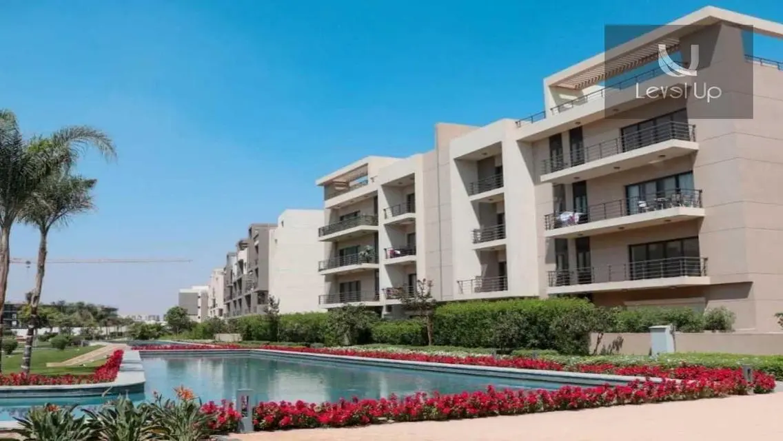 Luxury Apartment Overlooking the Lake for Sale