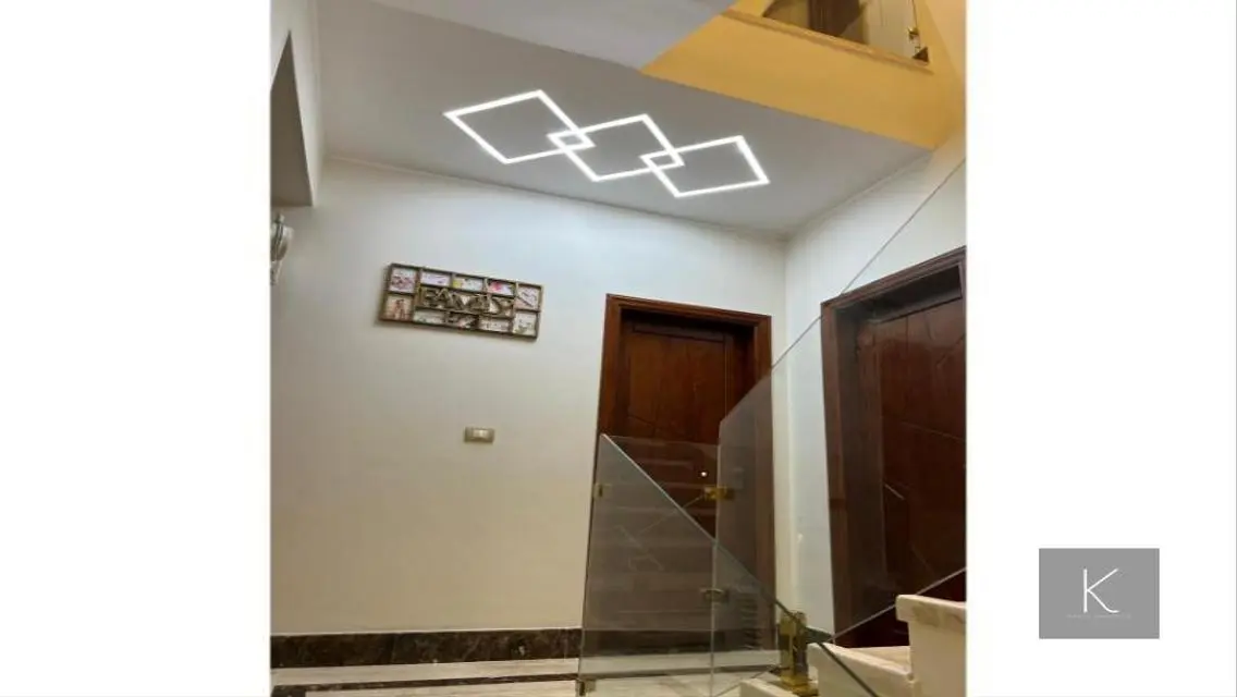Luxurious Villa with Private Pool and Lake View