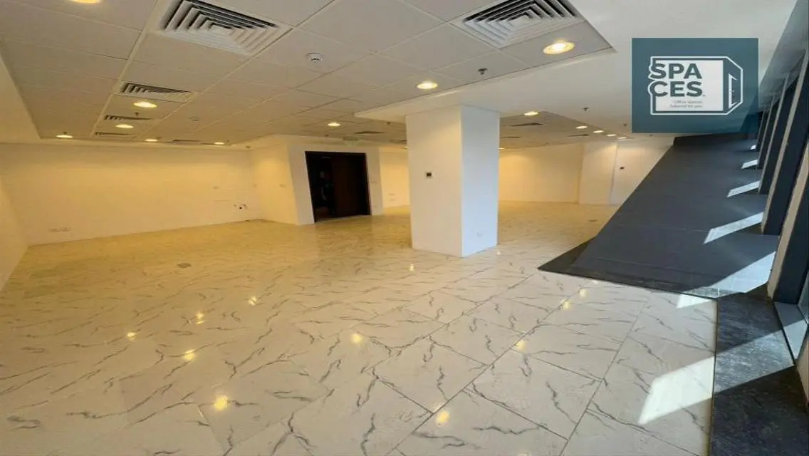 غرفة اجتماعات مساحتها 1200 متر مكعب للإيجار في EDNC
