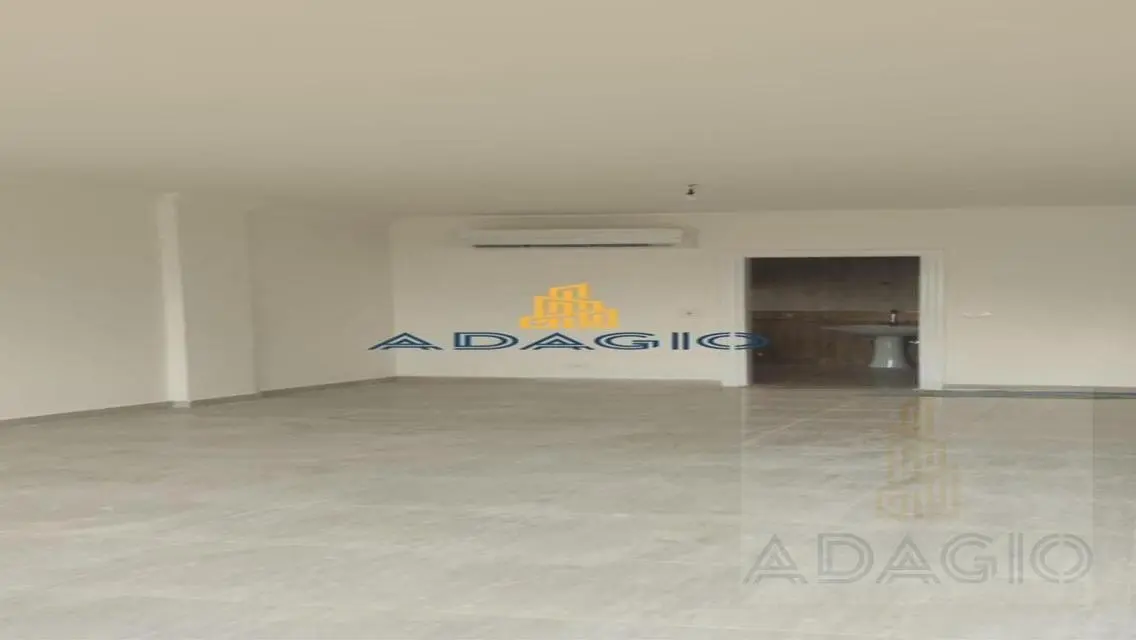 Villa for Rent in Royal City Compound