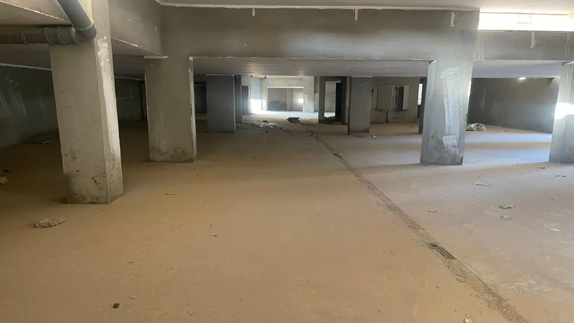 Luxury Apartment Overlooking a Landmark - 173 sqm
