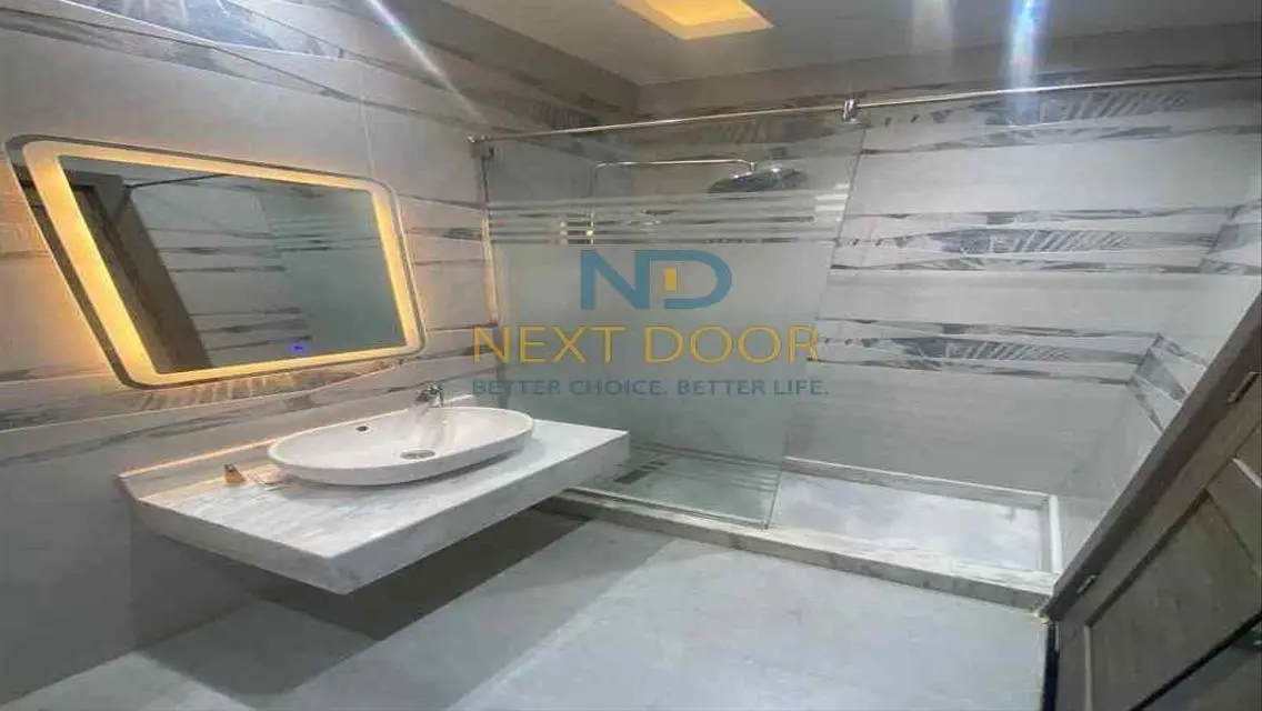 شقة فاخرة للإيجار بالقرب من الجامعة الأمريكية
