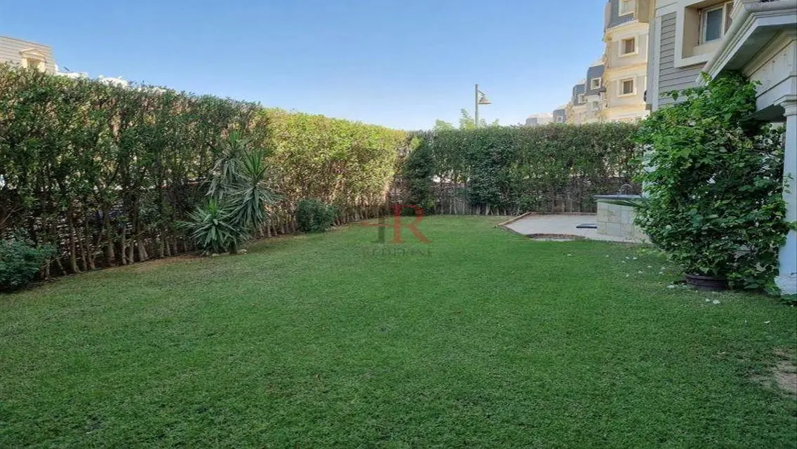 Spacious 3-Bedroom Apartment with Private Garden