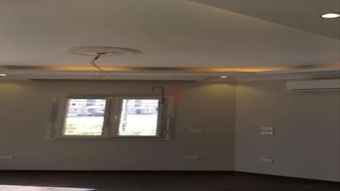Spacious 3-Bedroom Apartment with Private Garden