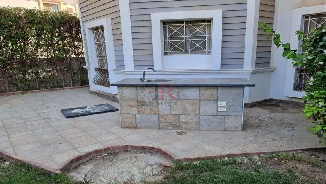 Spacious 3-Bedroom Apartment with Private Garden