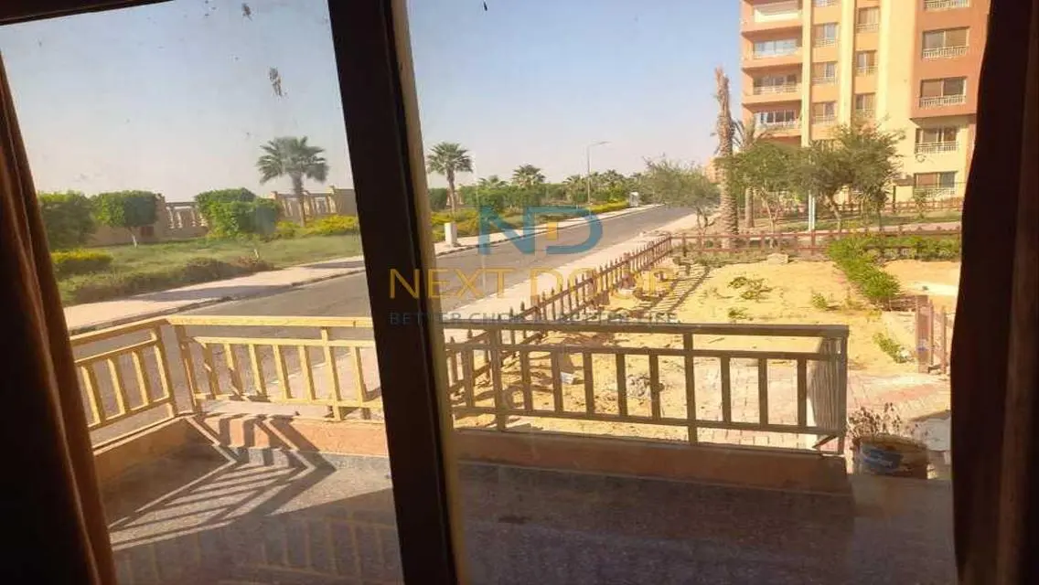 شقة فاخرة بمساحة 165 متر في موقع متميز