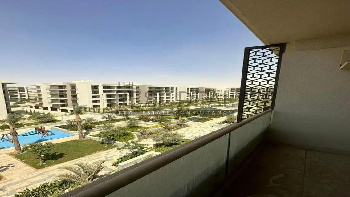 Luxury Villa in The Address East - New Cairo