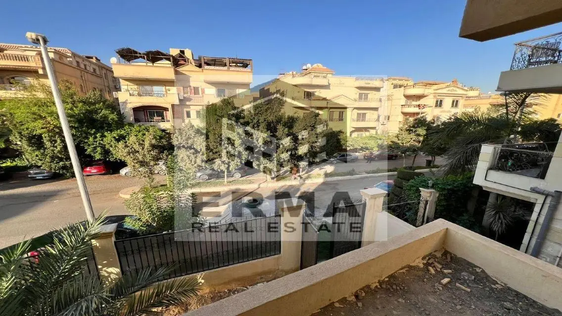 Luxurious Villa for Sale with Private Pool and Garden
