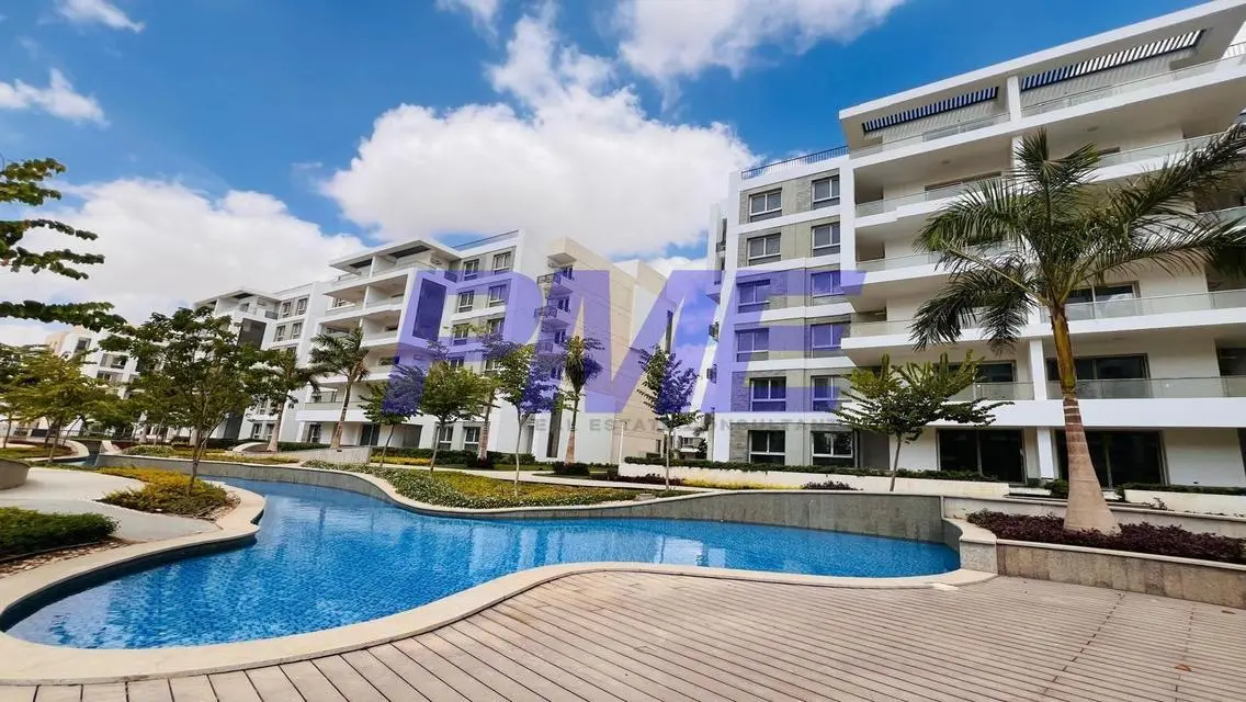 Luxury Apartment for Sale with Spacious Area in City Center