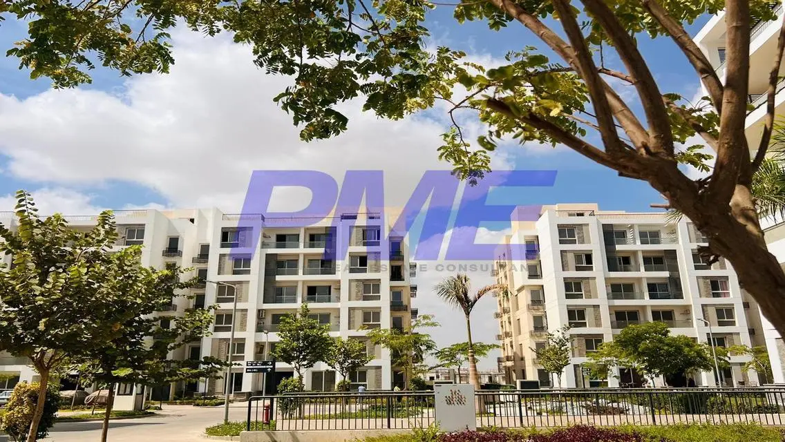 Luxury Apartment for Sale with Spacious Area in City Center