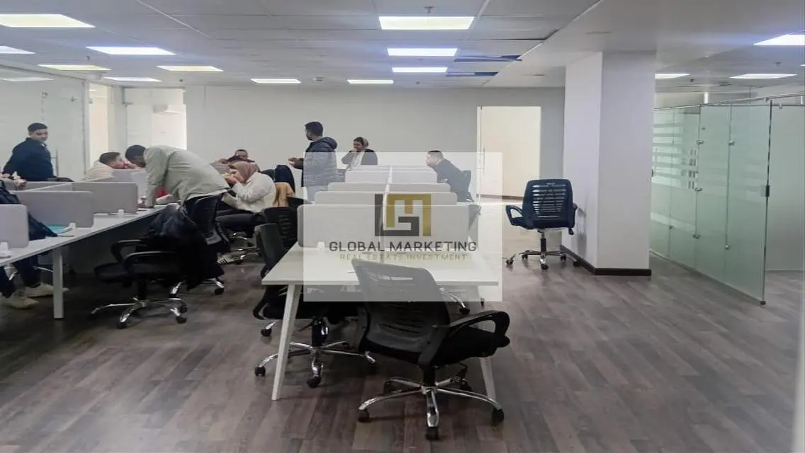 شقة حديثة للإيجار بمساحة واسعة